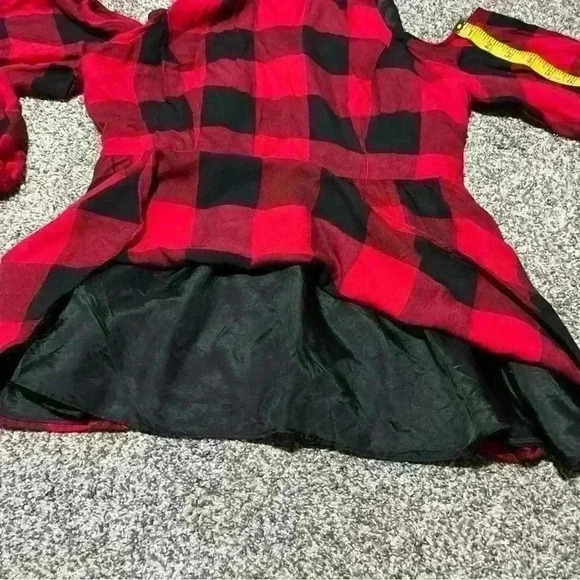 Va Va by Joy Han Buffalo Plaid, Fringe Neck, Open Shoulder Size M - Picture 8 of 13